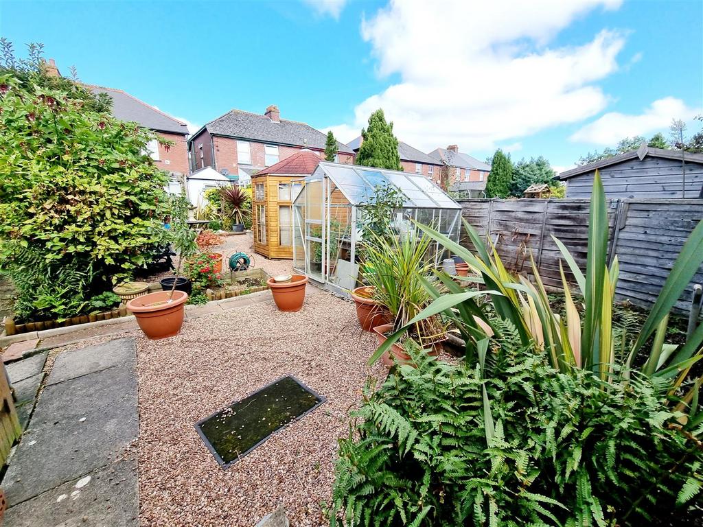 Garden 3.jpg