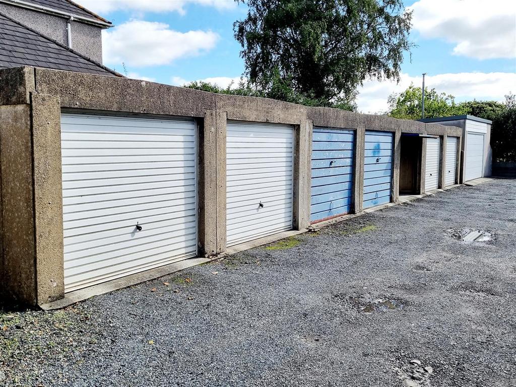 Garage.jpg