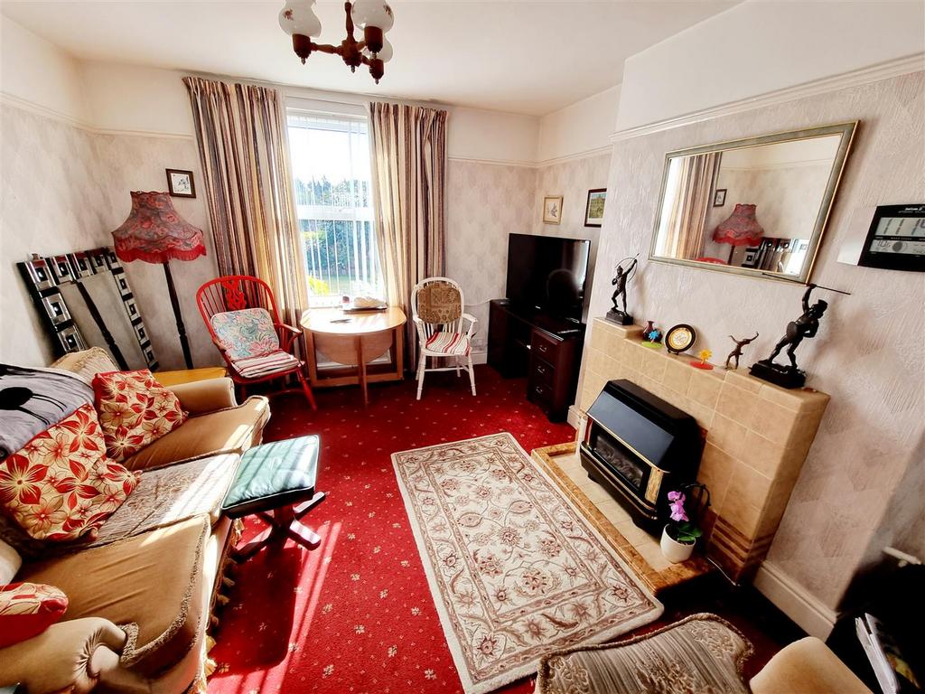 Sitting Room.jpg