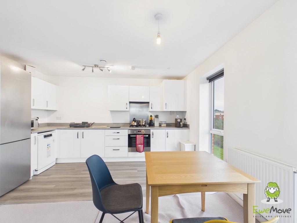 Ewe Move Estate Agents Basingstoke - Lambert Court