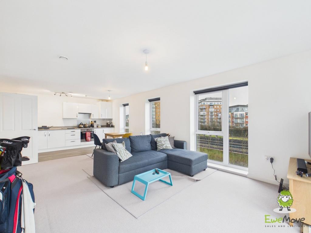Ewe Move Estate Agents Basingstoke - Lambert Court