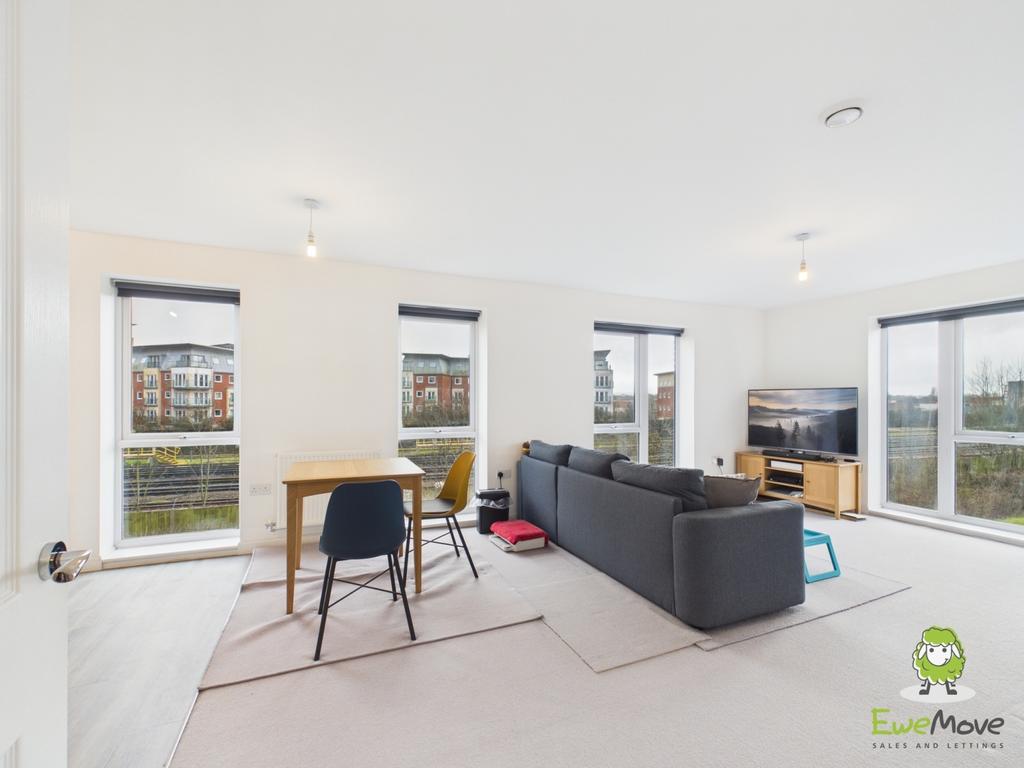 Ewe Move Estate Agents Basingstoke - Lambert Court