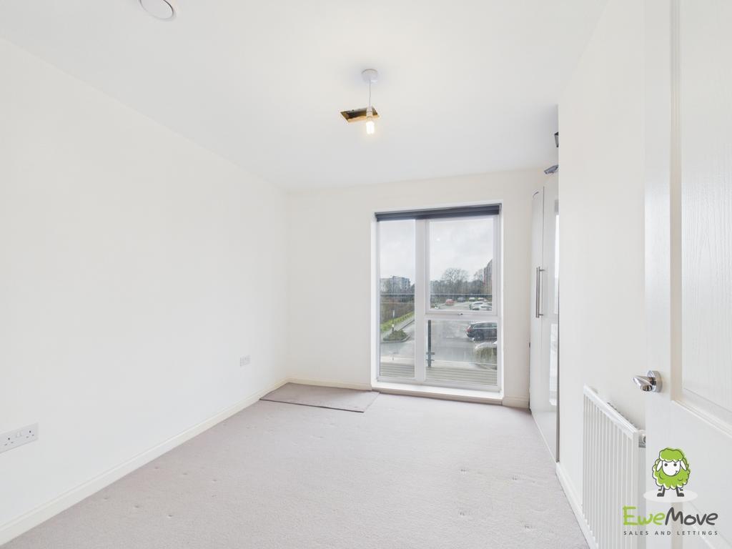 Ewe Move Estate Agents Basingstoke - Lambert Court