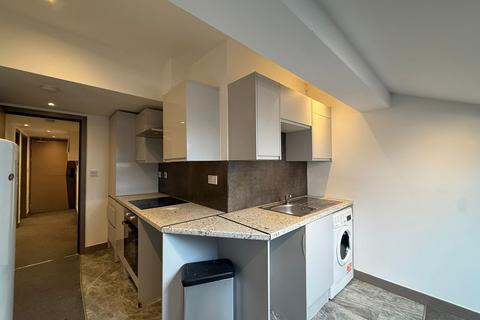 2 bedroom apartment to rent, Lime Tree Way, Chineham, Basingstoke