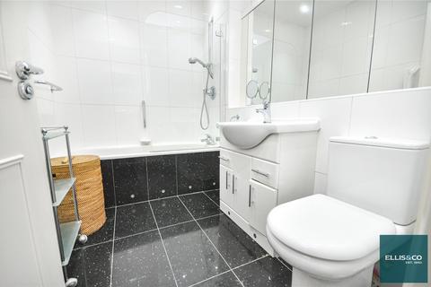 3 bedroom apartment for sale, Hendon Lane, Finchley, N3