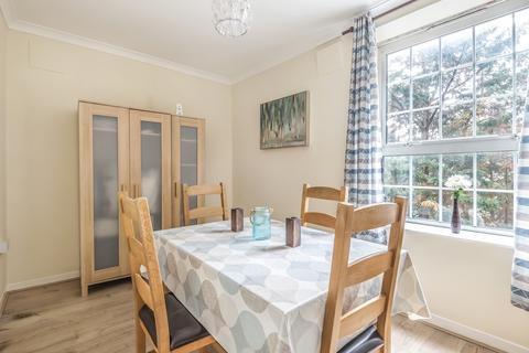 3 bedroom flat to rent, Gifford House Eastney Street Greenwich SE10