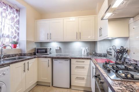 3 bedroom flat to rent, Gifford House Eastney Street Greenwich SE10