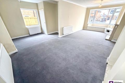 3 bedroom semi-detached house for sale, Aylestone Drive, Leicester, LE2