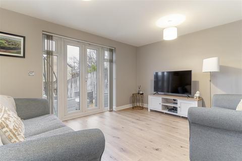3 bedroom semi-detached house for sale, Moseley Beck Lane, Leeds