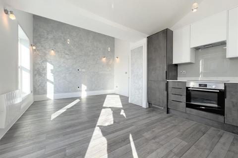 1 bedroom flat to rent, 224, High Road Leyton, London E10