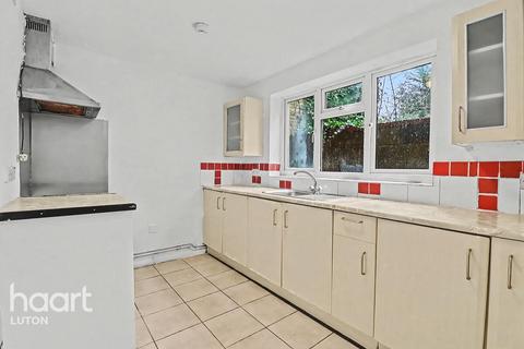 undefined, Cromwell Hill, Luton