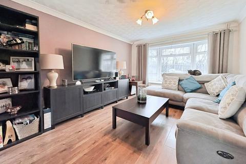 3 bedroom terraced house for sale, Dorset Avenue, Chelmsford, CM2