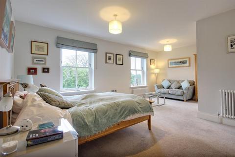5 bedroom detached house for sale, Gallows Lane, Beverley