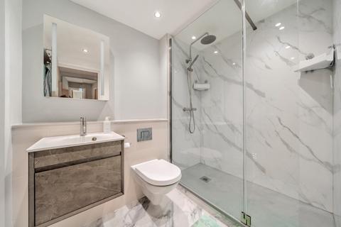 2 bedroom flat to rent, Kensington Gardens Square, London, W2