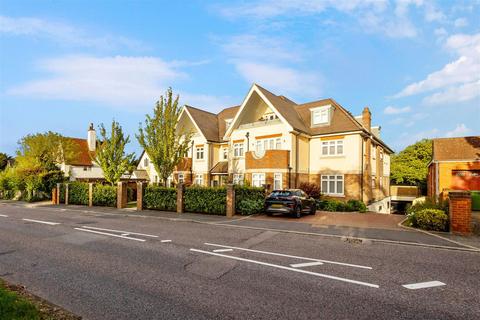 Finch Lane, Bushey WD23