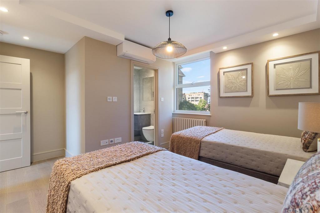 Unit 1, Boydell Court NW8 6 NJ-No Watermark-6.jpg