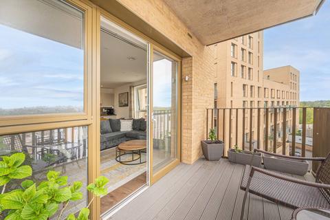 2 bedroom flat for sale, Moorhen Drive, Hendon, London, NW9
