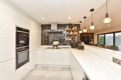 4 bedroom semi-detached house for sale, Bakers Avenue, West Kingsdown, Sevenoaks, Kent