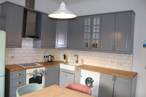 undefined, Barking Road, London E16