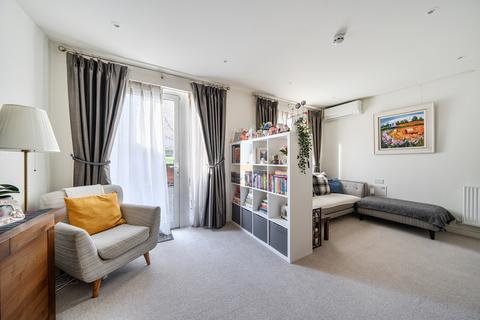 5 bedroom terraced house for sale, Ruskin Parade, Edgware
