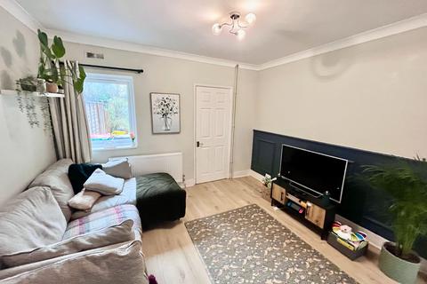 2 bedroom terraced house for sale, Greenfield Road, Newport Pagnell