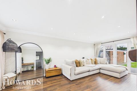 undefined, Westwood Avenue, Lowestoft