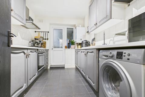 2 bedroom flat for sale, Elishaw Row, Eccles New Road, Salford, M5 4UJ