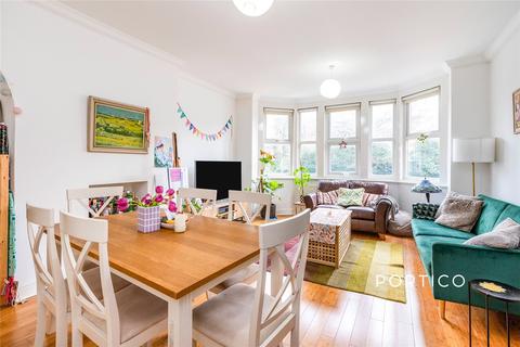 3 bedroom flat to rent, Finchley Road, London, NW11