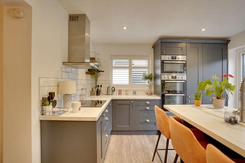 3 bedroom semi-detached house for sale, Centre Drive, Newmarket CB8