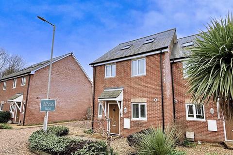 3 bedroom semi-detached house for sale, Freshwater, Isle of Wight