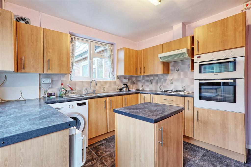 IMG 4565 6 7 easy HDR-interior3.jpg