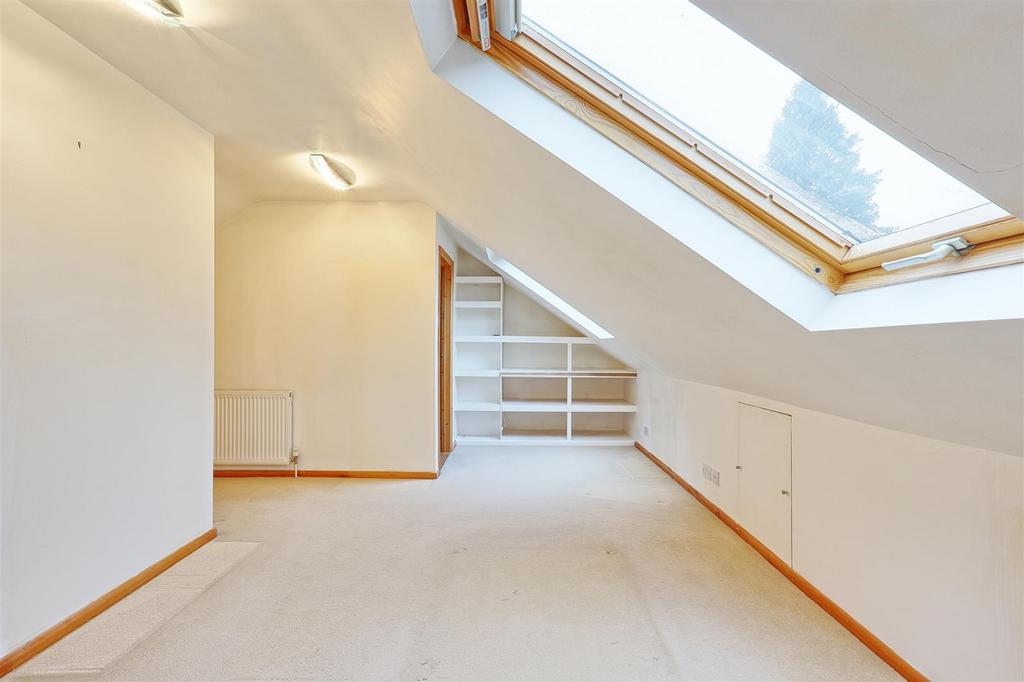 IMG 4610 1 2 easy HDR-interior3.jpg