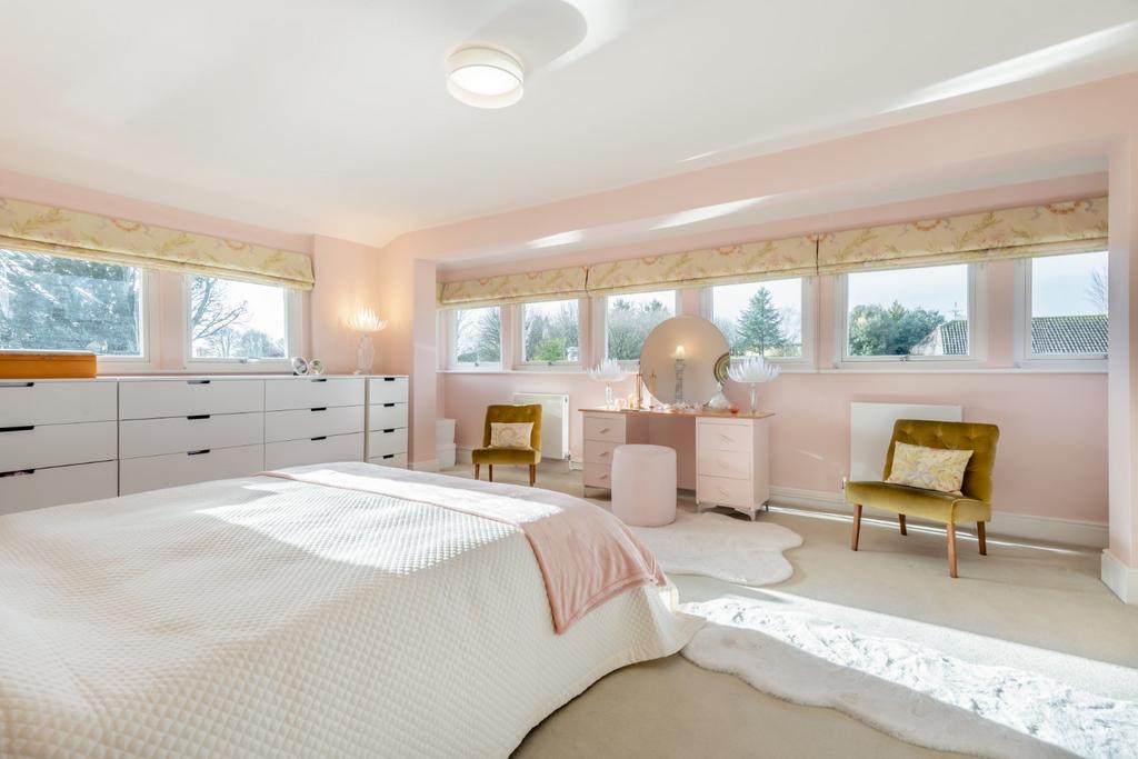 Bedroom4