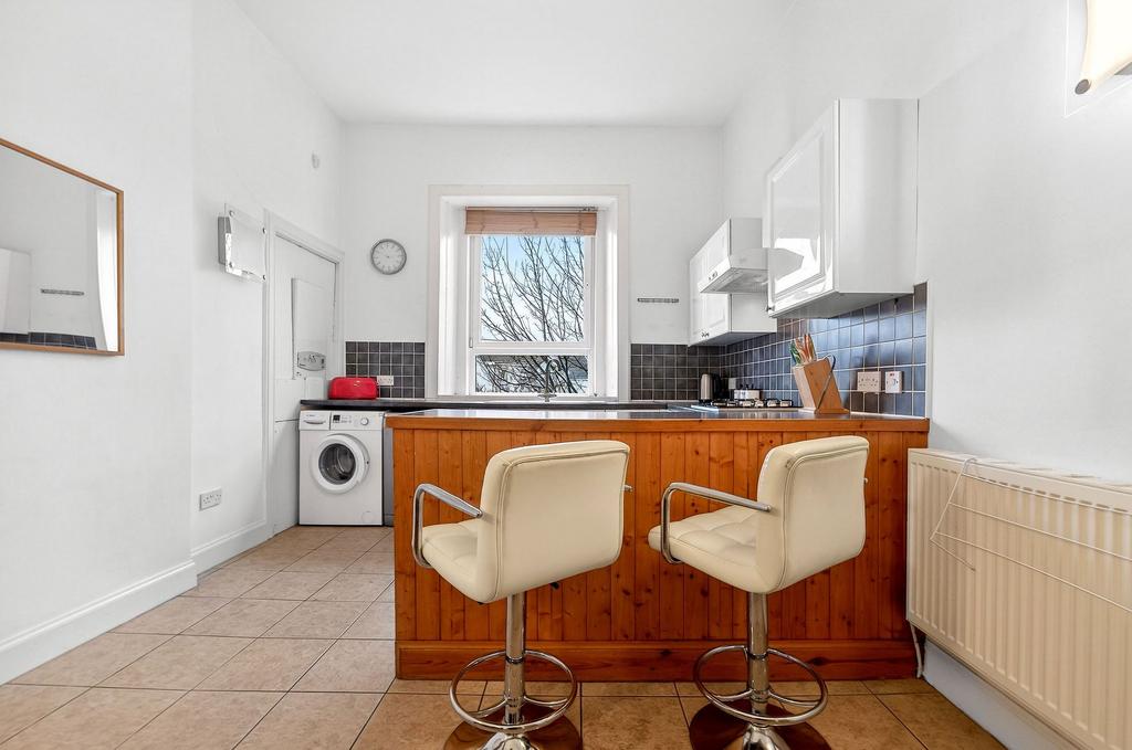 Dining/Kitchen