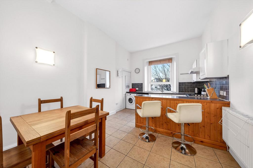 Dining/Kitchen