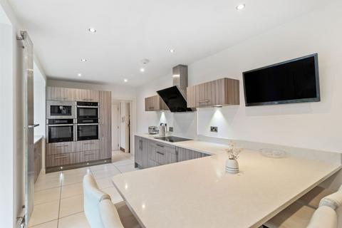 5 bedroom detached house for sale, Lyons Lane, Appleton, WA4
