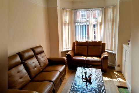 4 bedroom terraced house for sale, Chapman Street, Manchester M18
