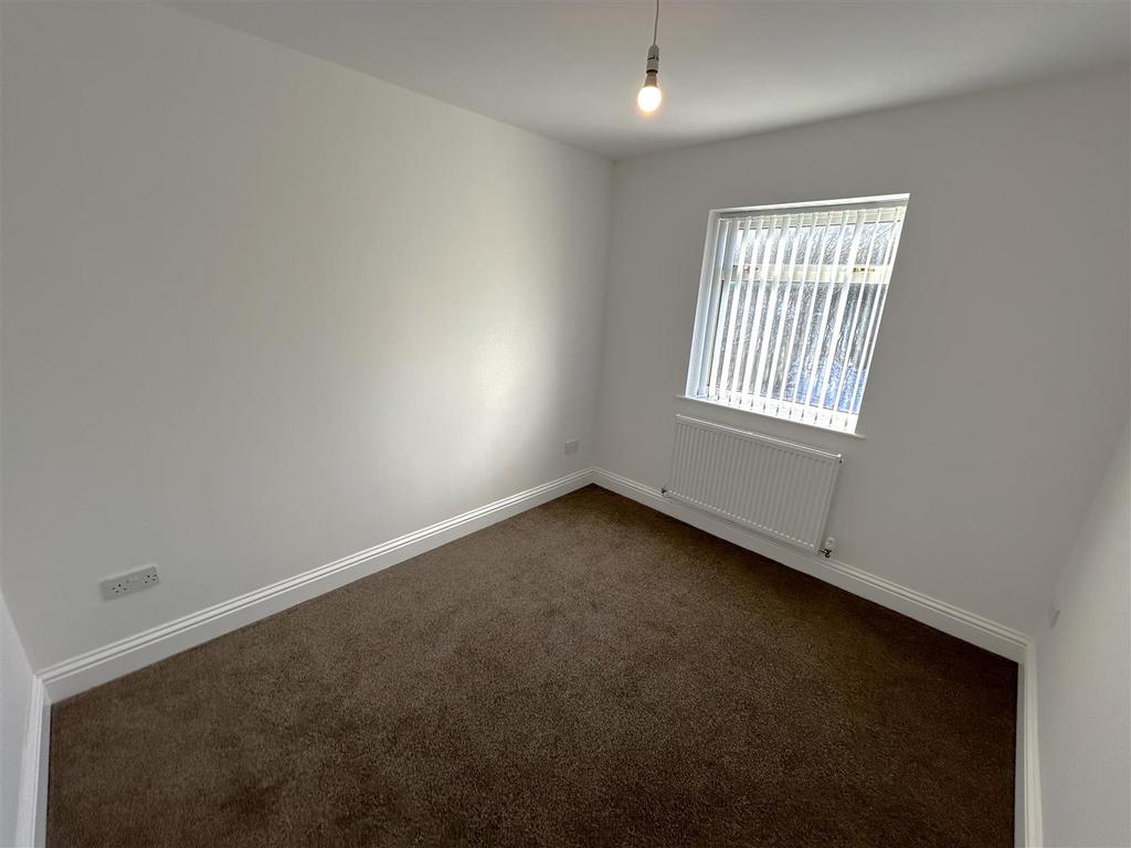 Bedroom 3.JPG