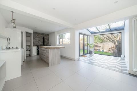 undefined, West Grove, Walton-On-Thames KT12