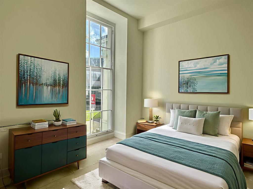 Main Bedroom