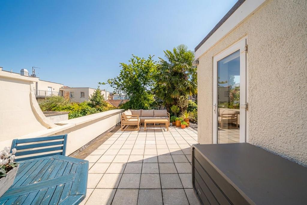 Garden Terrace