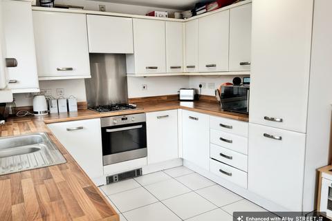 3 bedroom semi-detached house for sale, Weir Crescent, Kidderminster, DY11