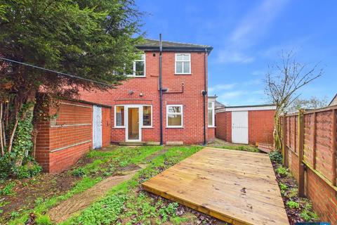 3 bedroom semi-detached house for sale, Chestnut Avenue, Doncaster, South Yorkshire, DN2