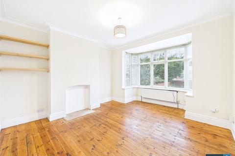 3 bedroom semi-detached house for sale, Chestnut Avenue, Doncaster, South Yorkshire, DN2