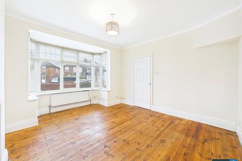 3 bedroom semi-detached house for sale, Chestnut Avenue, Doncaster, South Yorkshire, DN2