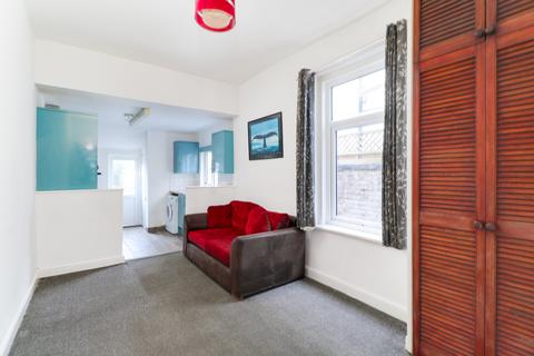 3 bedroom terraced house for sale, Wyndcliffe Road, Southsea