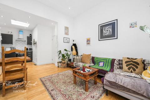 4 bedroom terraced house for sale, Cornthwaite Road, LONDON, E5