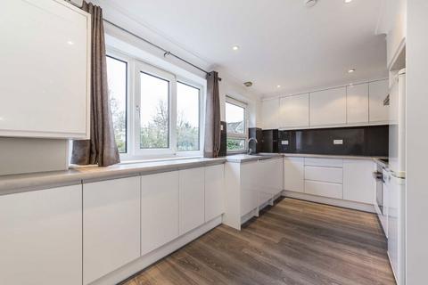 undefined, Elmcroft Close, London W5