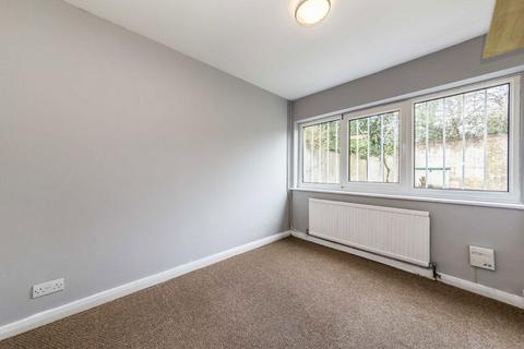 undefined, Elmcroft Close, London W5