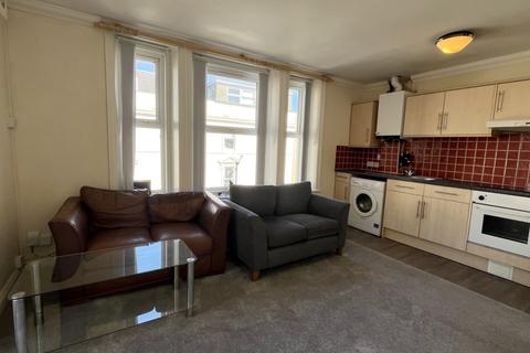 2 bedroom flat to rent, Lansdowne Road, Bournemouth, Dorset, BH1